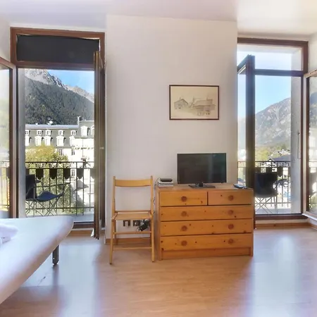 Carlton - Center Of - Historic Building Apartment *