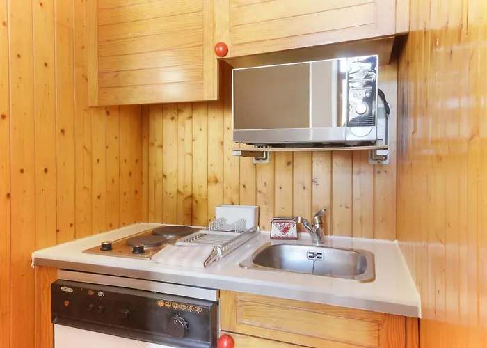 Carlton - Center Of - Historic Building Apartment *